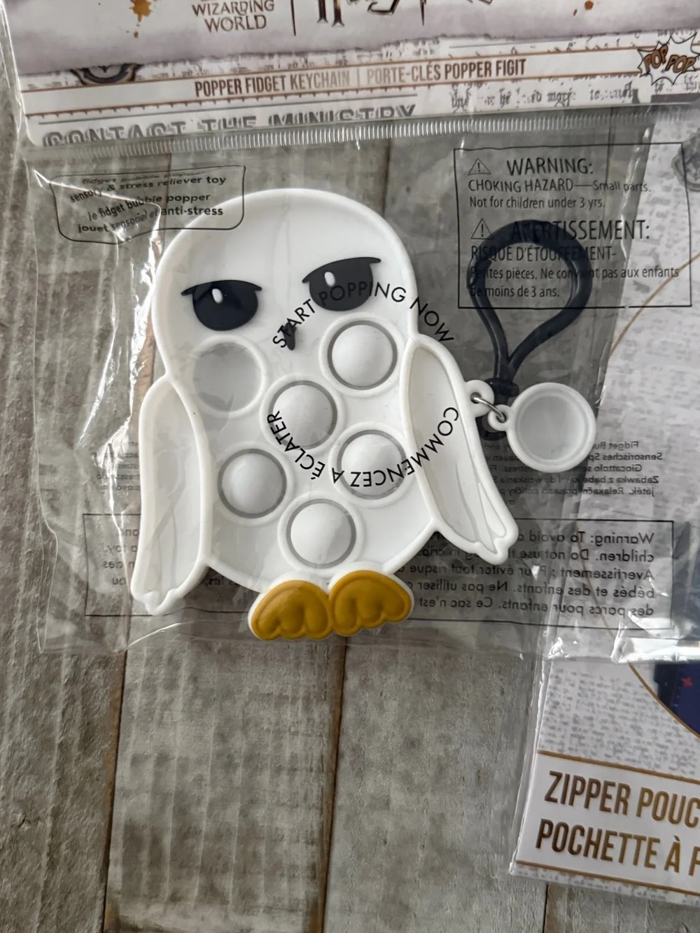 Warner Bros. White Owl Popper Keychain & Happy Potter Navy Zipper Pouch Kit